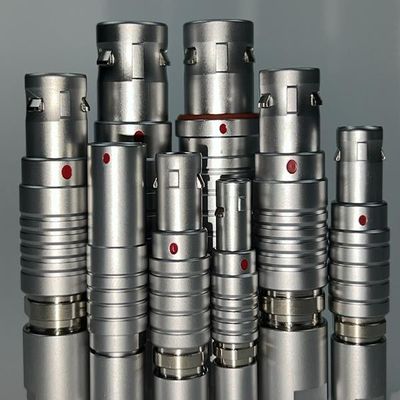 Buen precio Los conectores médicos autoclavables empujan y tiran de plástico hombre y mujer en línea