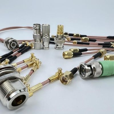 Buen precio Conector coaxial de pared RF TNC BNC UHF N SMA SMB SSMA SSMB SMC SSMC Panel montado en línea